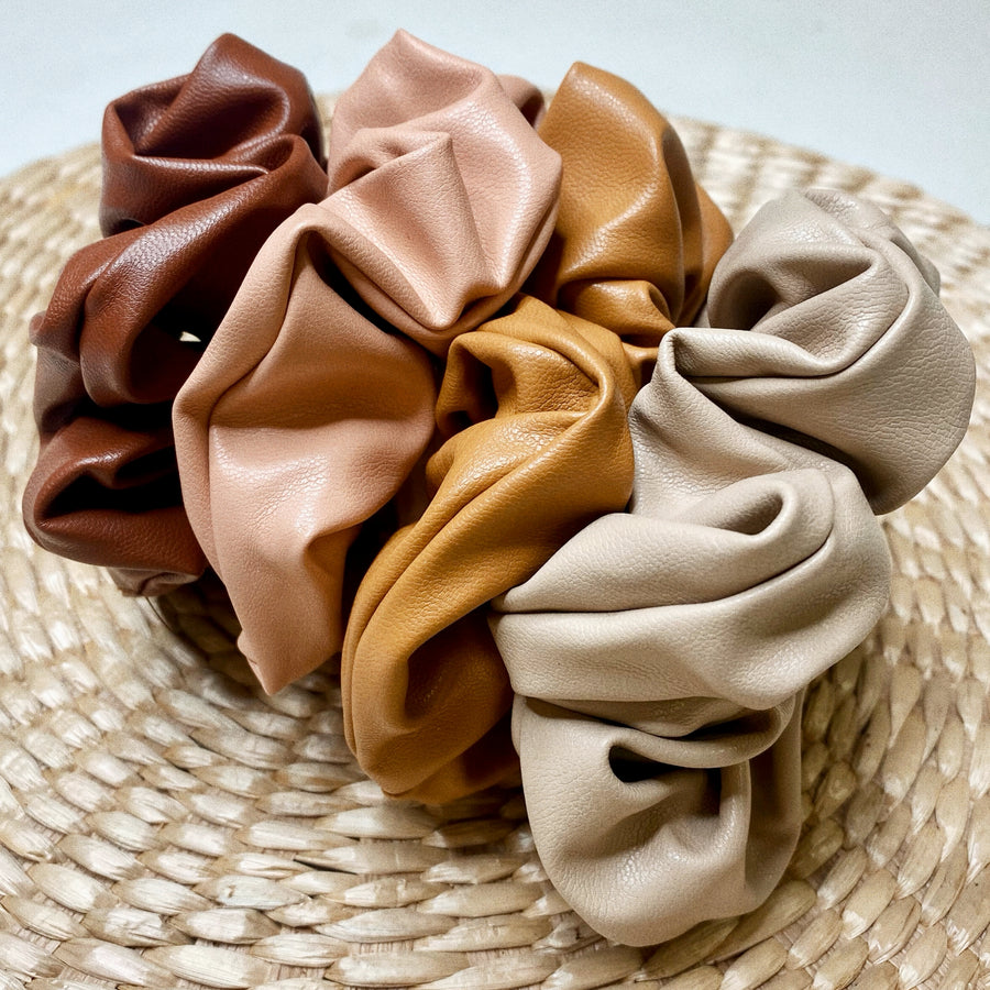 FAUX LEATHER SCRUNCHIES (4-PACK)